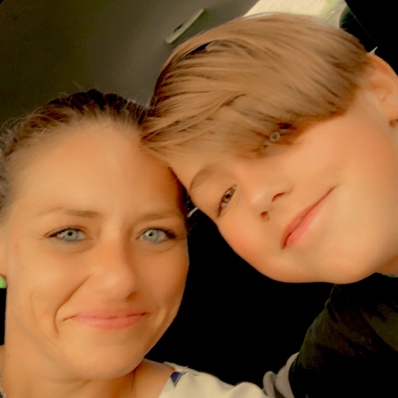 Meet your Posher, Megan - Picture 6 of 11